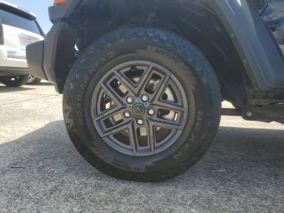 2025 Jeep Wrangler 4-Door Summit 4x4