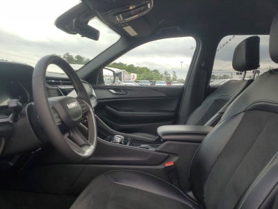 2025 Jeep Grand Cherokee Altitude 4x4