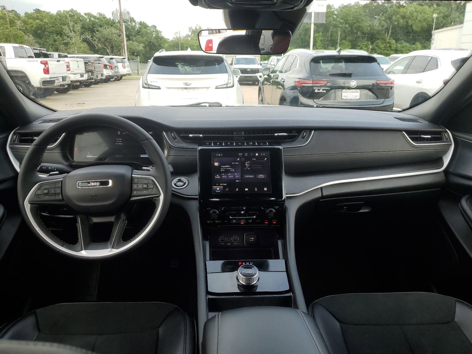 2025 Jeep Grand Cherokee Altitude 4x4