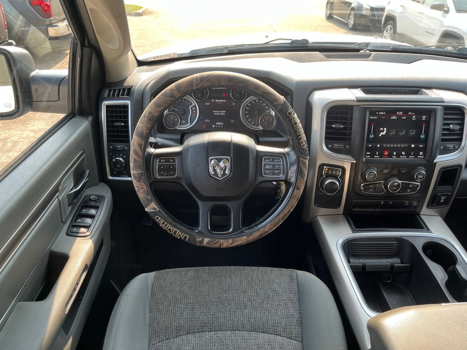2018 RAM 1500 Big Horn Crew Cab 4x2 5'7" Box