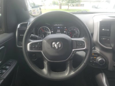 2022 RAM 1500 Big Horn Crew Cab 4x4 5'7" Box