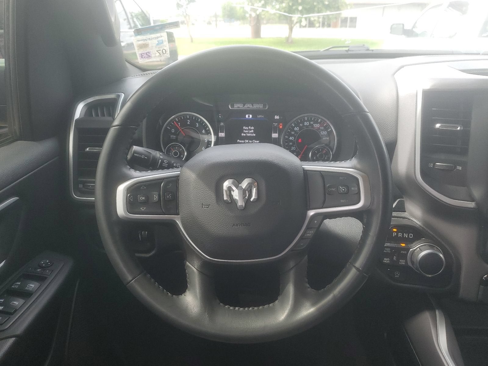 2022 RAM 1500 Big Horn Crew Cab 4x4 5'7" Box