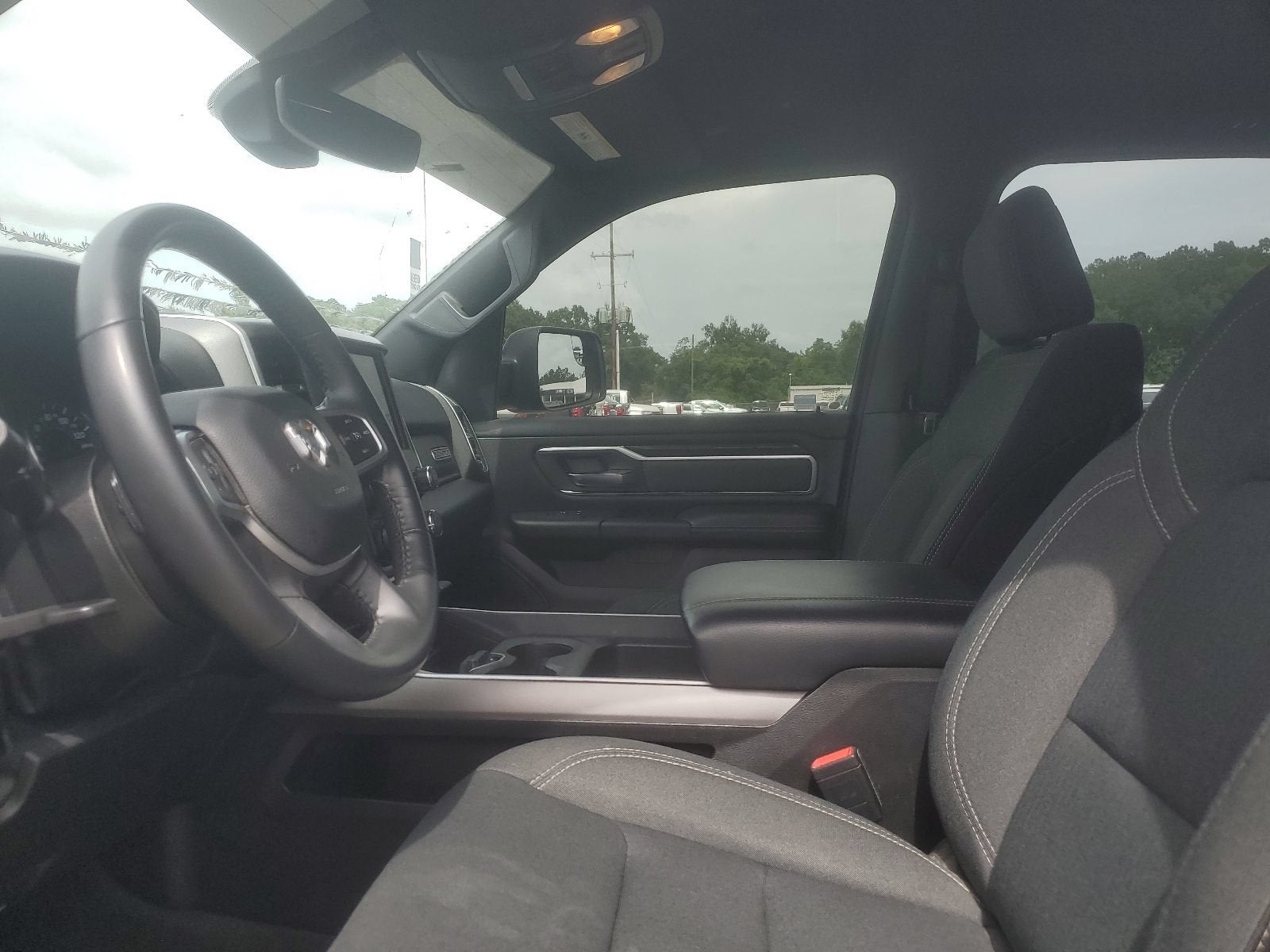 2022 RAM 1500 Big Horn Crew Cab 4x4 5'7" Box