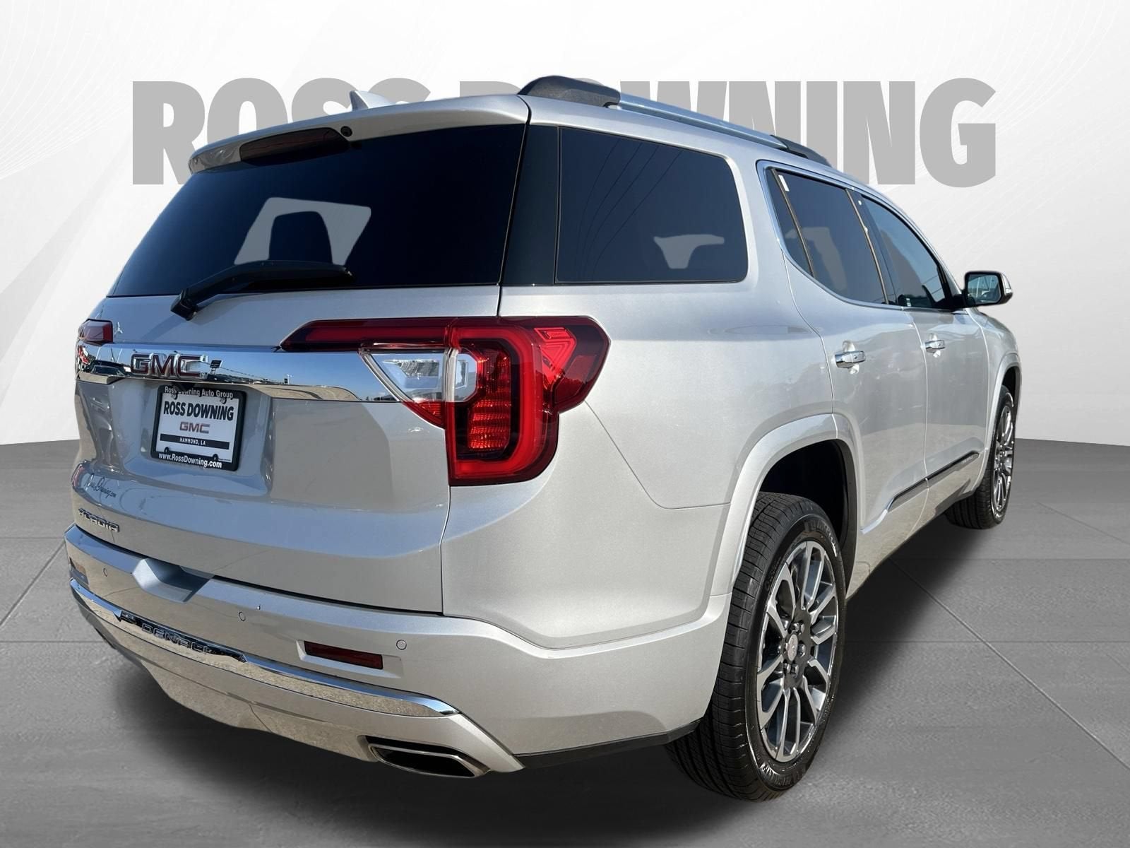 2020 GMC Acadia Denali