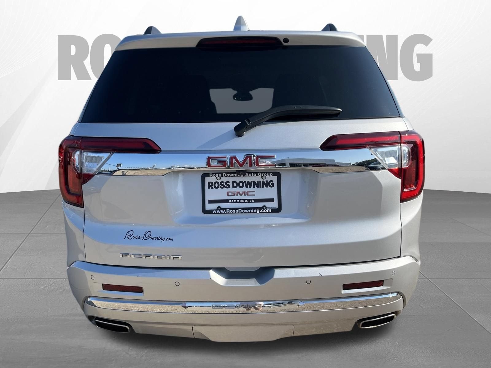 2020 GMC Acadia Denali