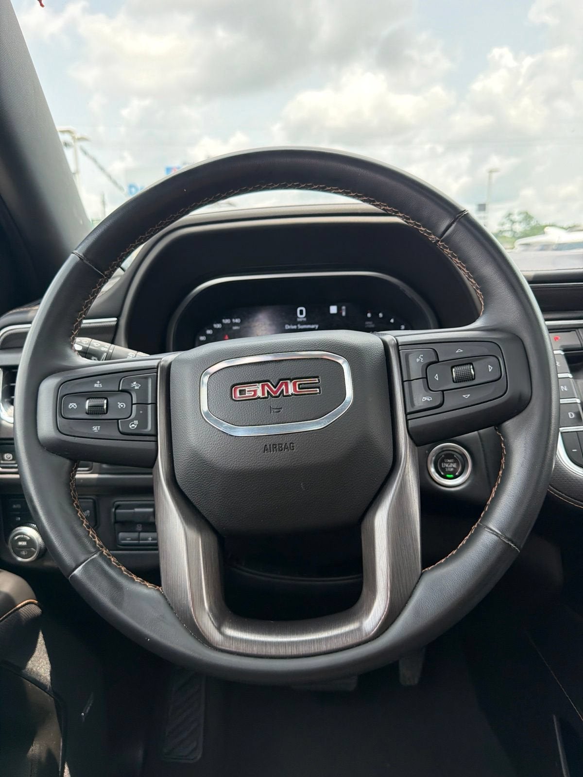 2023 GMC Yukon XL AT4