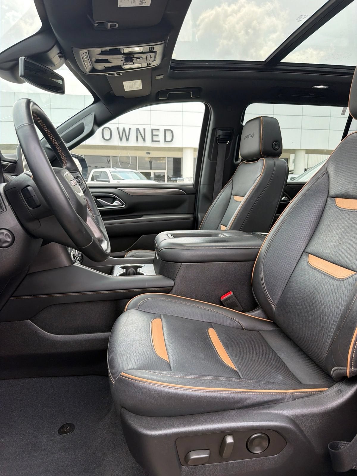 2023 GMC Yukon XL AT4
