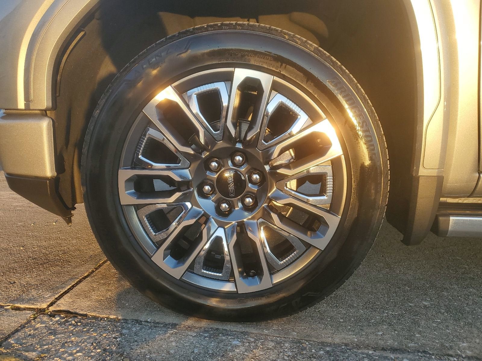 2024 GMC Sierra 1500 Denali Ultimate