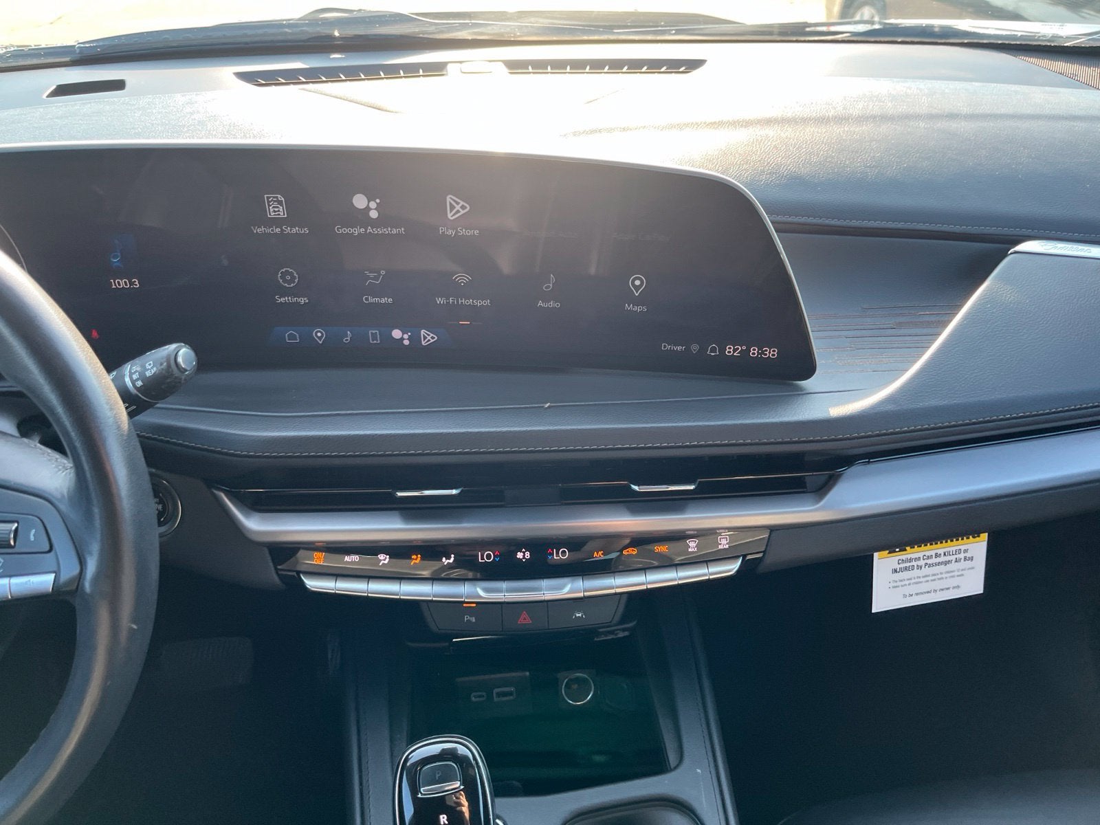 2024 Cadillac XT4 Premium Luxury