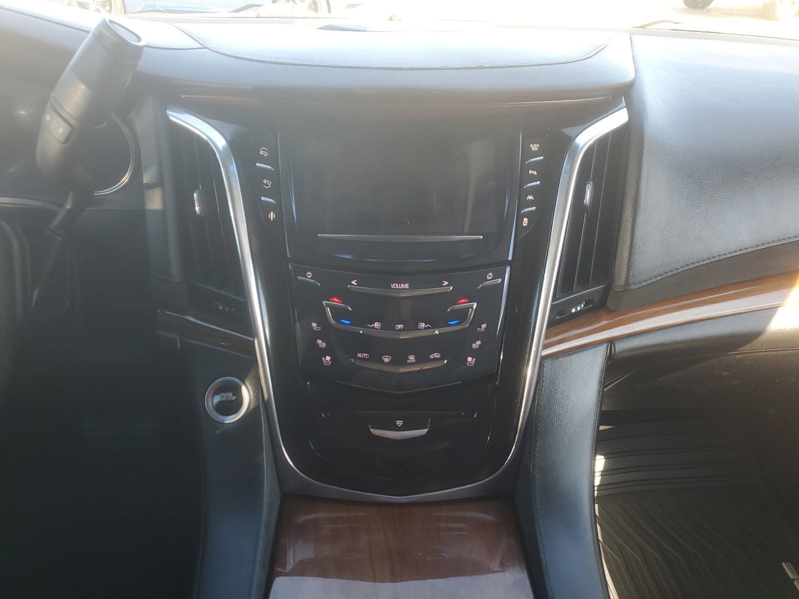 2016 Cadillac Escalade Luxury Collection