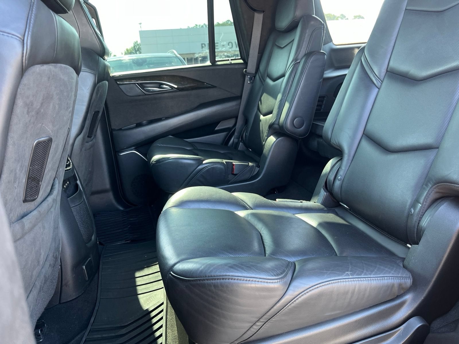 2019 Cadillac Escalade Platinum