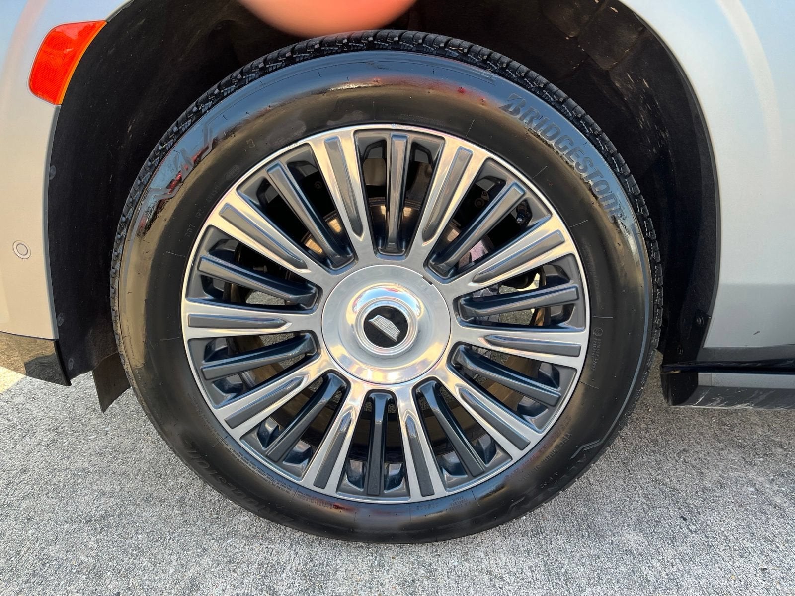 2023 Cadillac Escalade ESV Sport Platinum