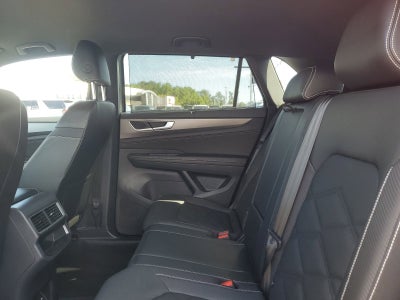 2025 Volkswagen Atlas Cross Sport 2.0T SE w/Technology