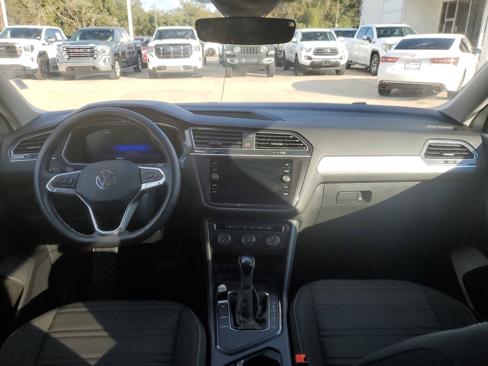 2024 Volkswagen Tiguan S