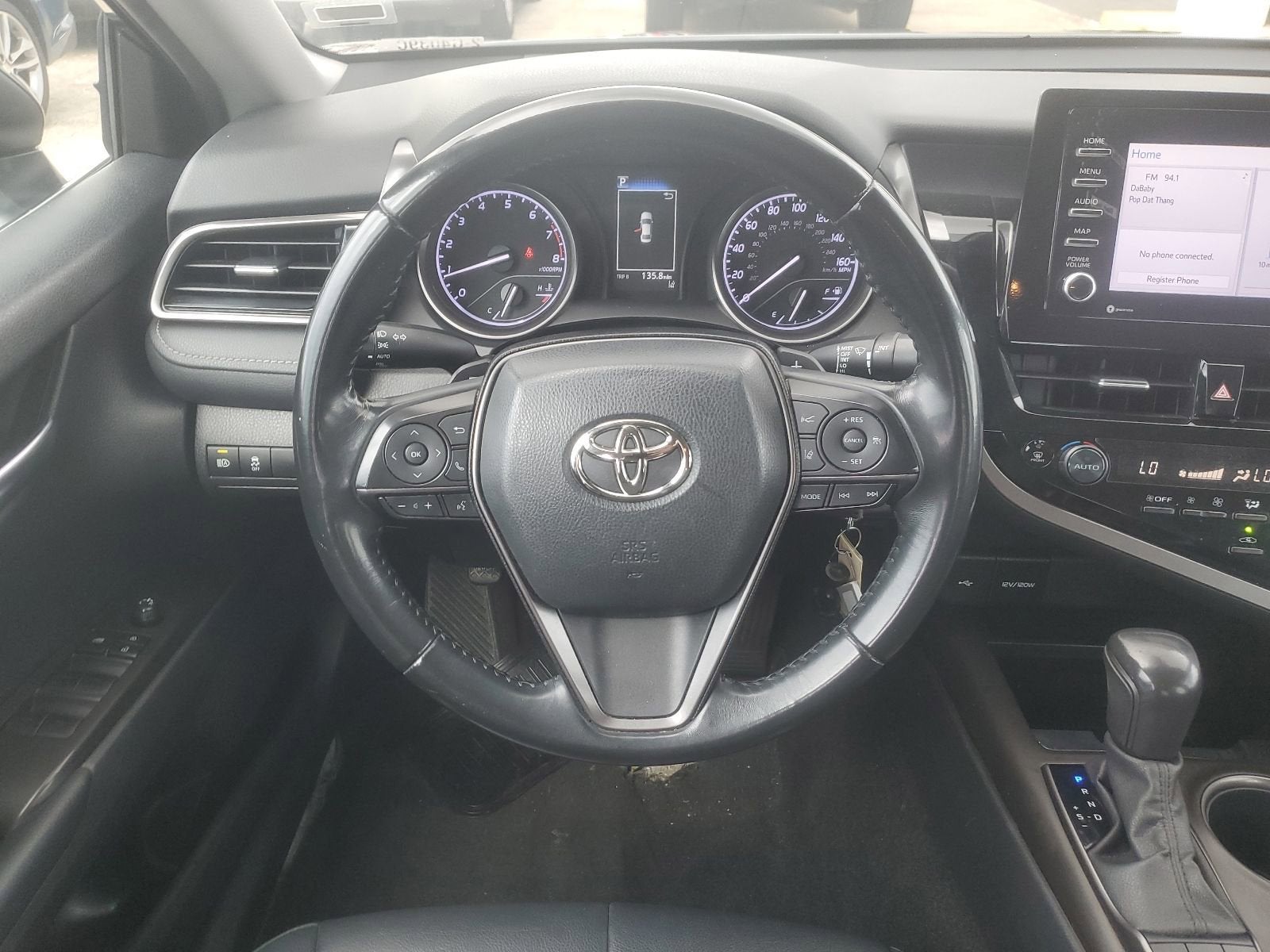 2022 Toyota Camry SE