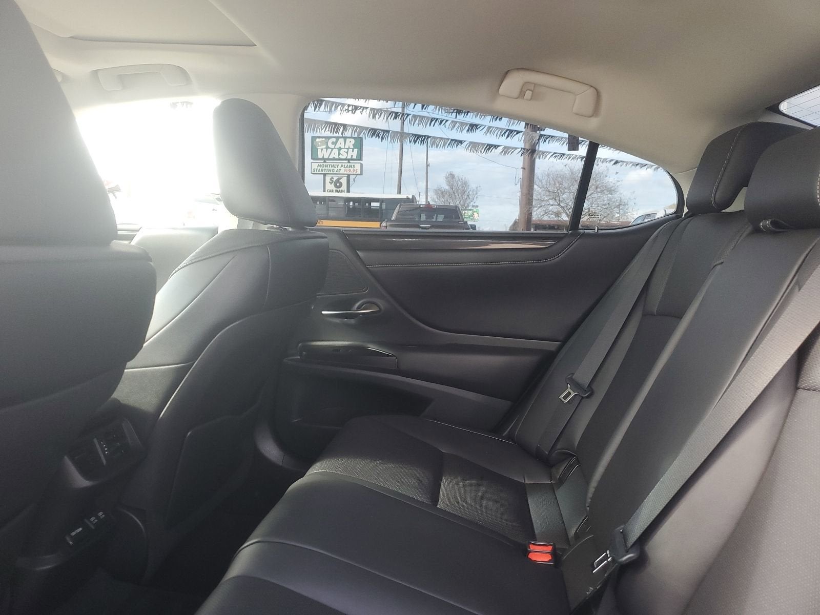 2021 Lexus ES ES 300h