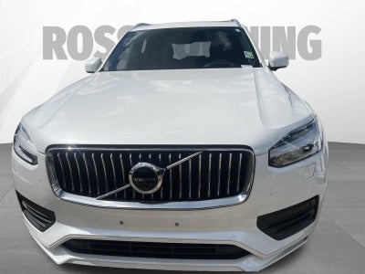 2022 Volvo XC90 T6 Momentum 7 Passenger