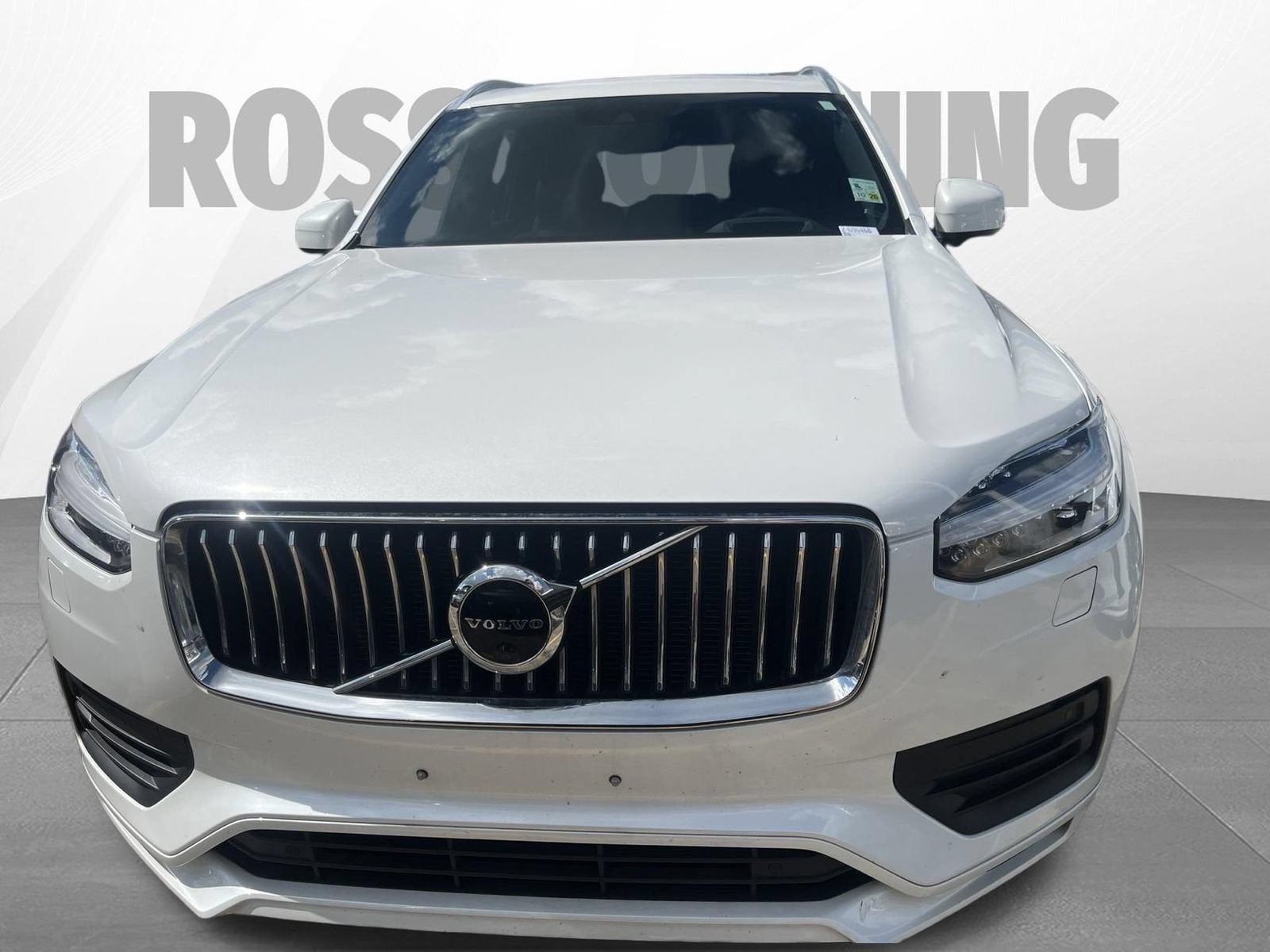 2022 Volvo XC90 T6 Momentum 7 Passenger