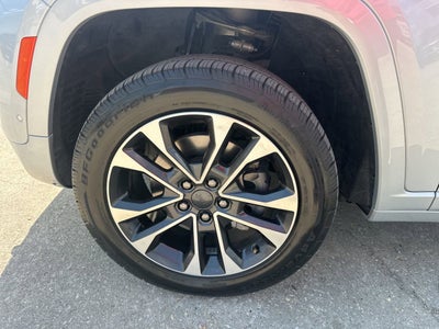 2023 Jeep Grand Cherokee L Overland