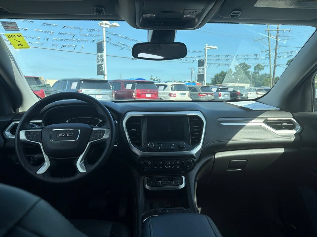 2023 GMC Acadia SLT