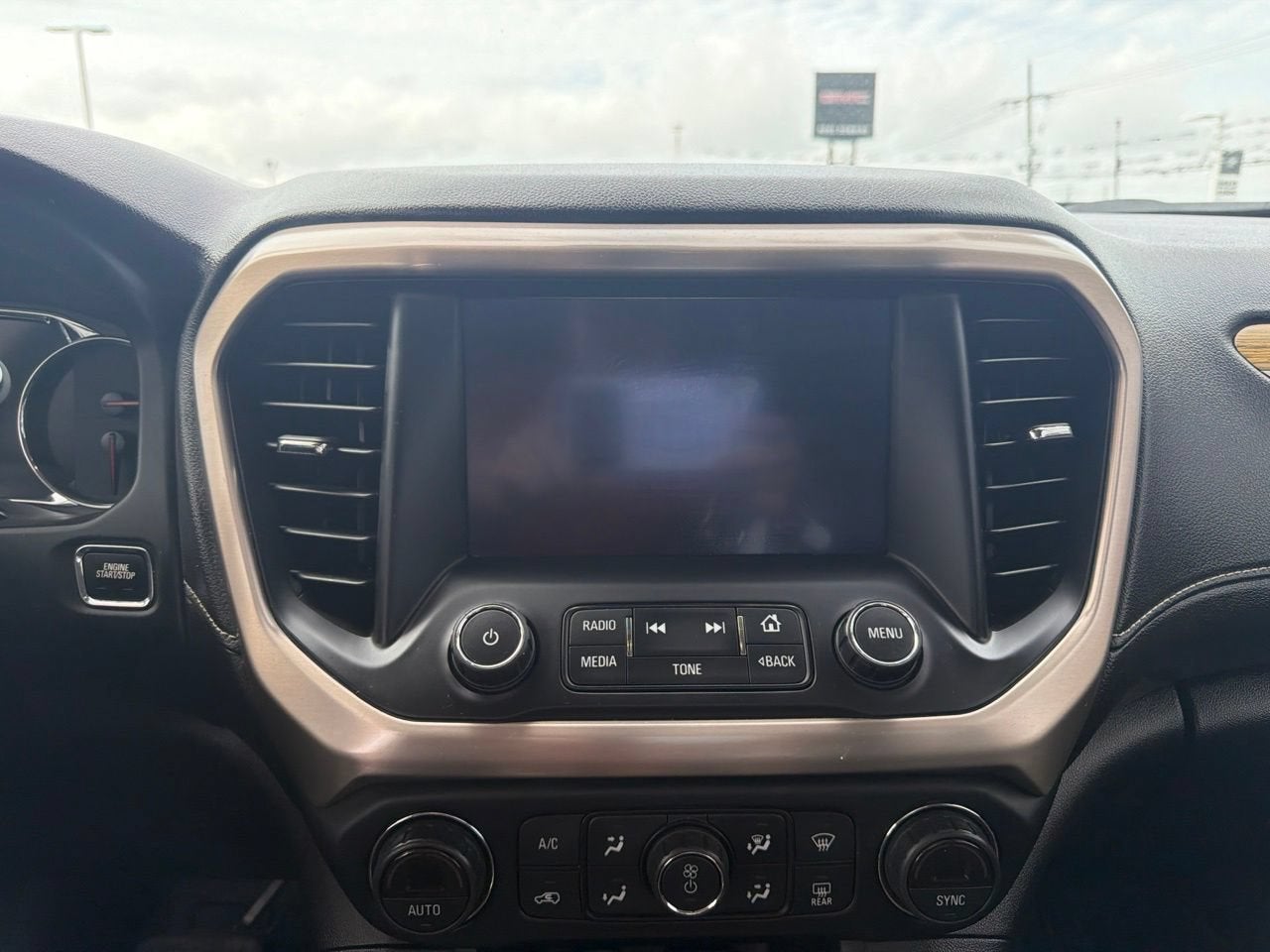 2019 GMC Acadia Denali