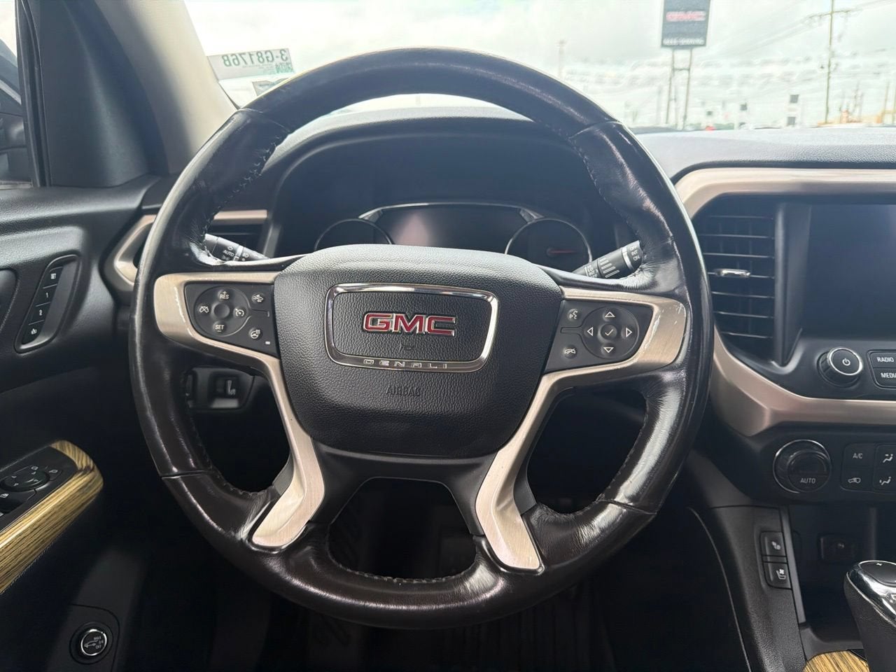 2019 GMC Acadia Denali