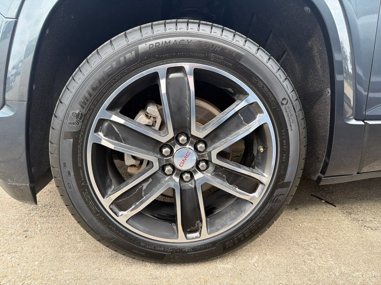 2019 GMC Acadia Denali