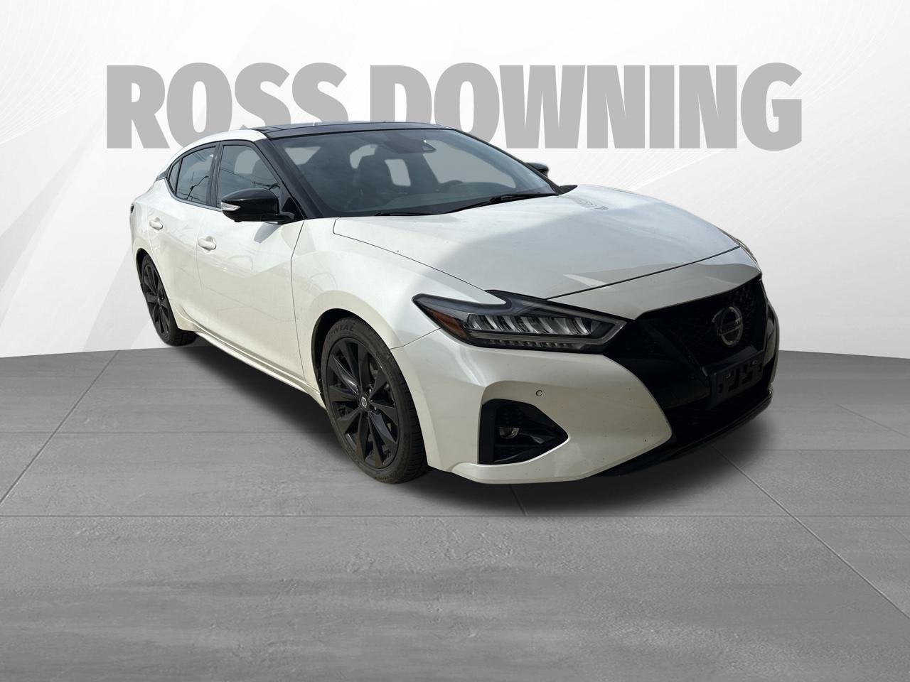 2022 Nissan Maxima SR