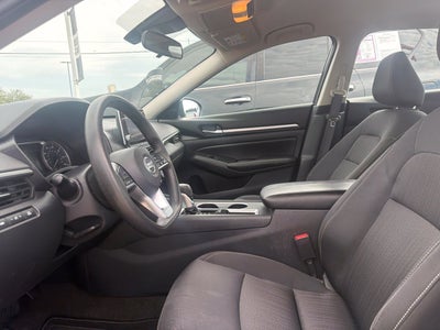 2022 Nissan Altima SV FWD