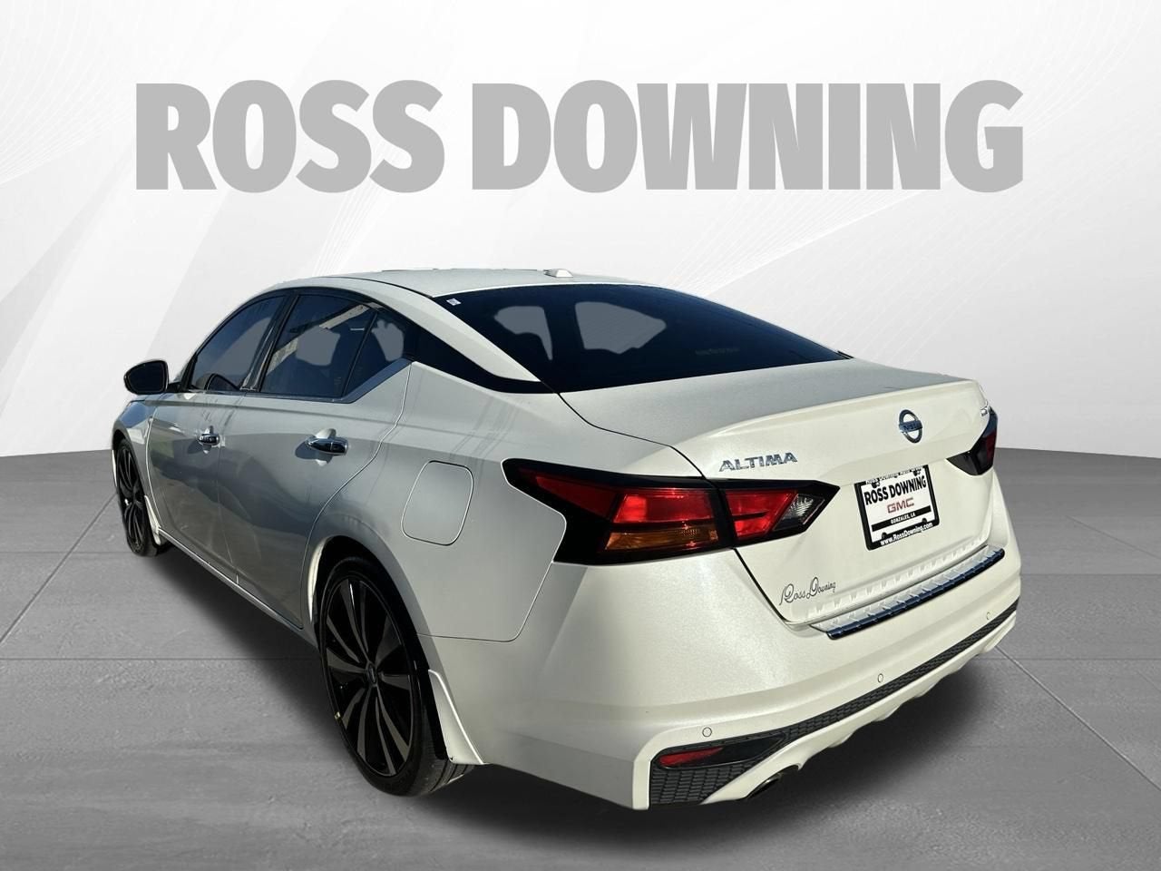 2020 Nissan Altima Platinum FWD