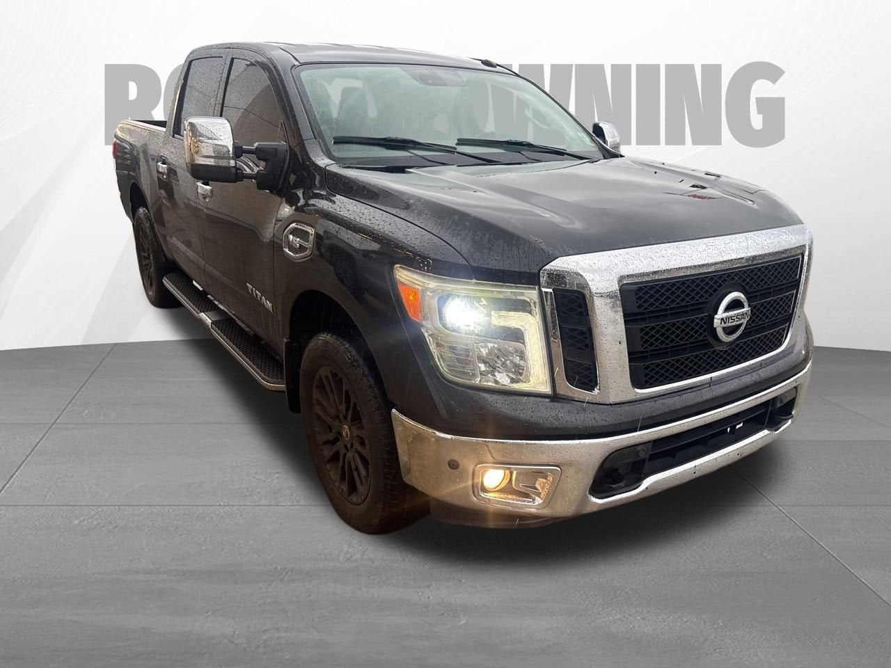 2017 Nissan Titan SL
