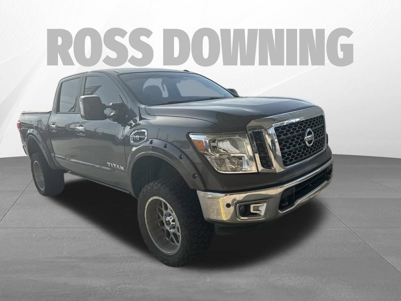2017 Nissan Titan SV