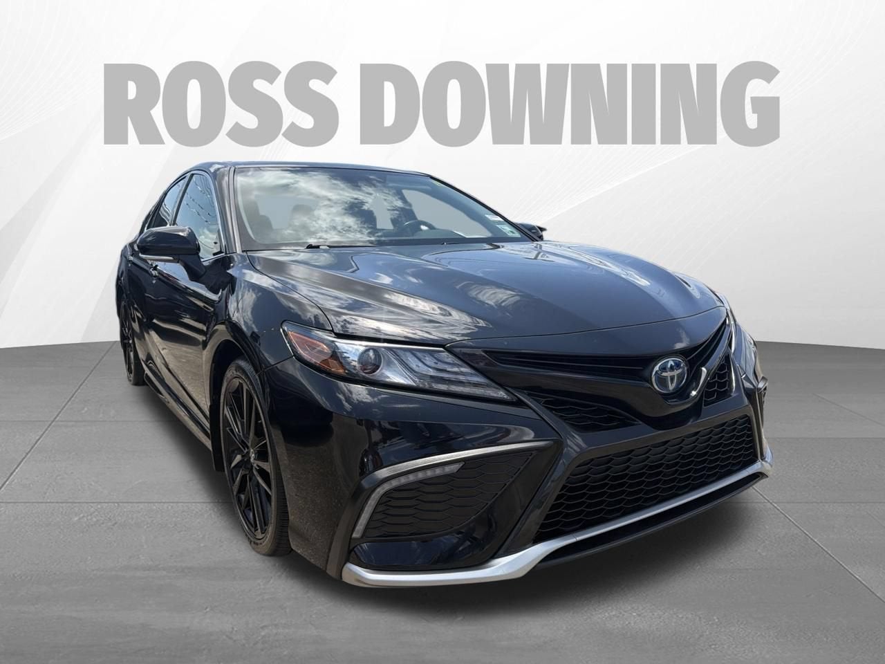 2024 Toyota Camry Hybrid XSE
