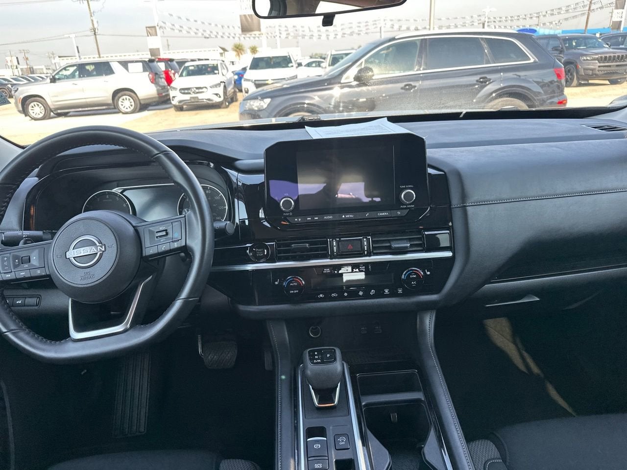 2025 Nissan Pathfinder SV FWD