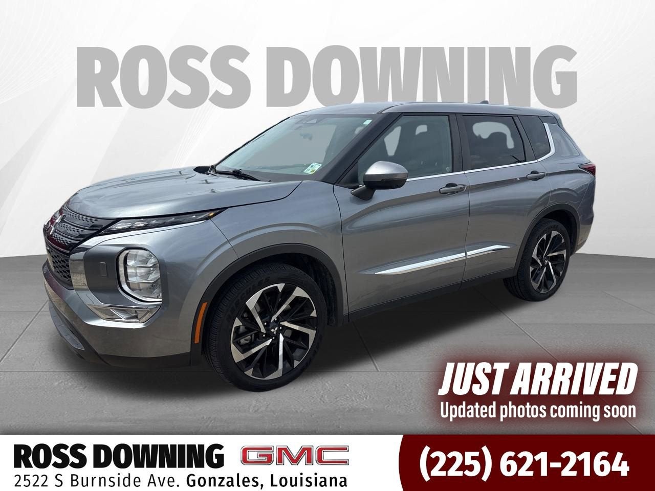 2023 Mitsubishi Outlander SE