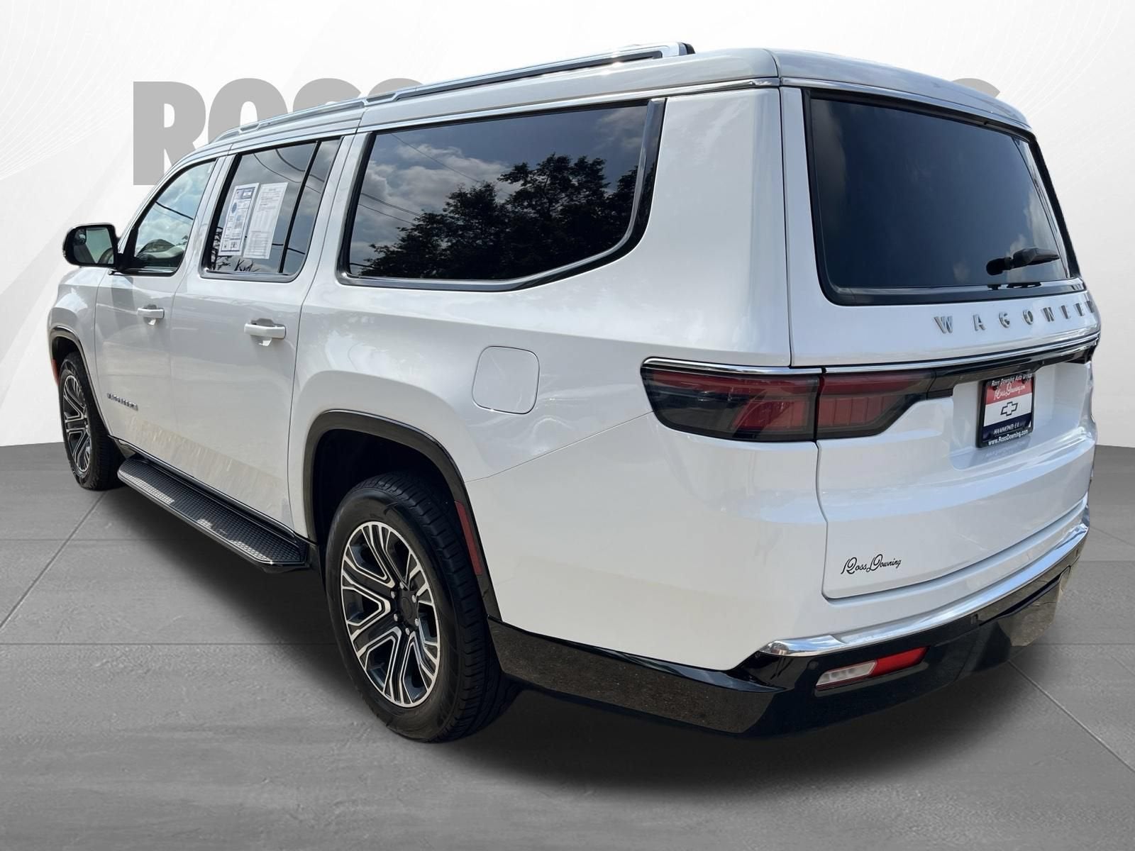 2024 Jeep Wagoneer L Series II 4x2