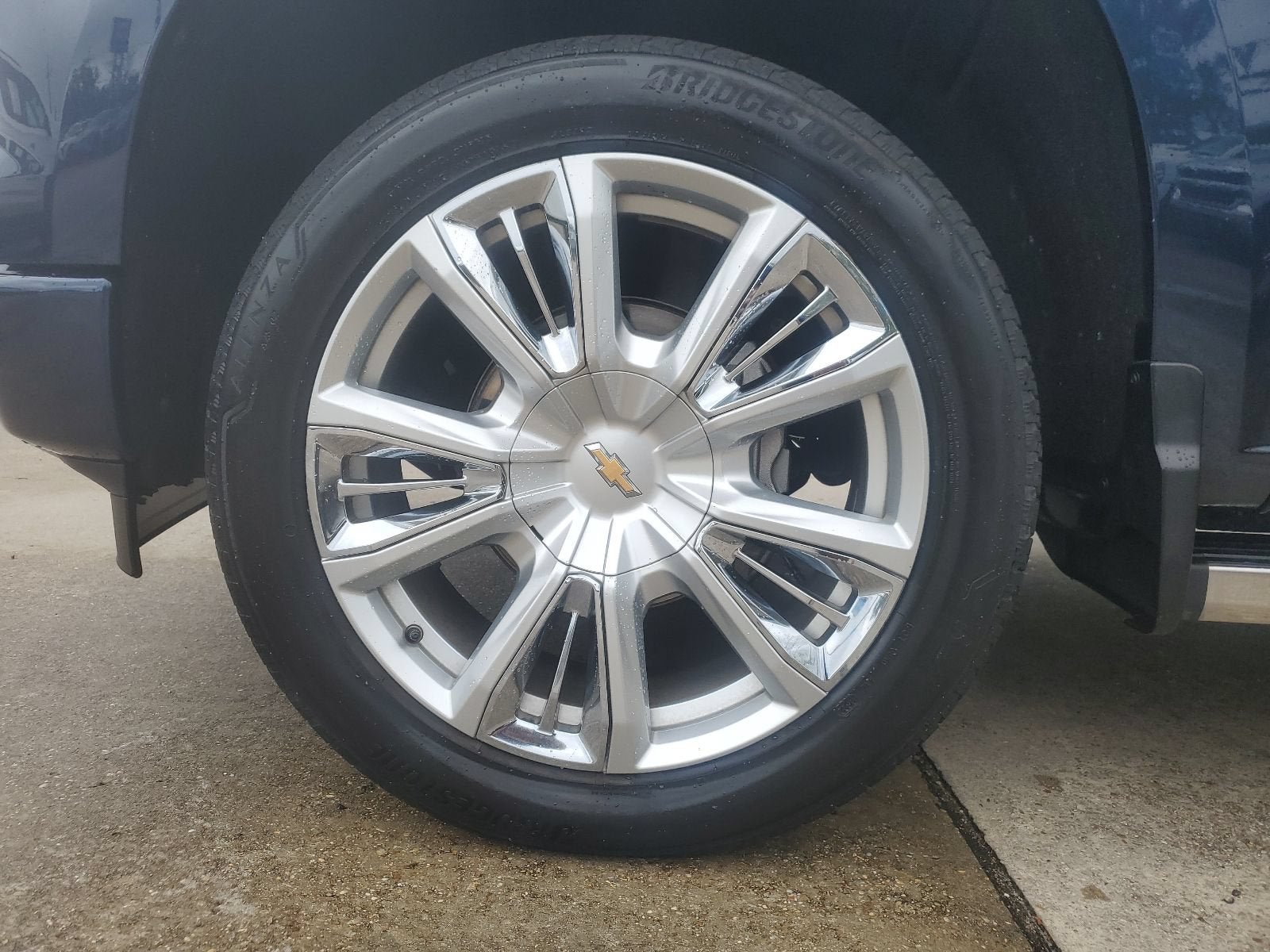 2022 Chevrolet Silverado 1500 High Country