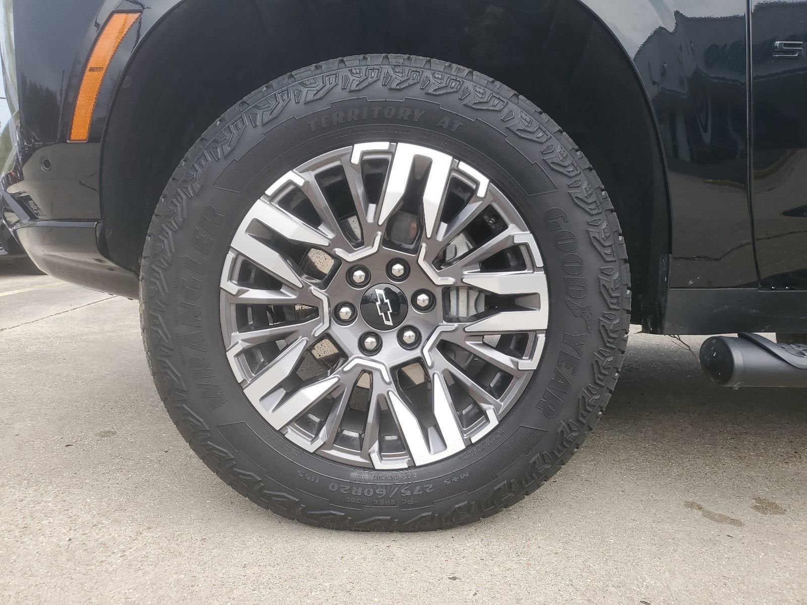 2025 Chevrolet Suburban Z71