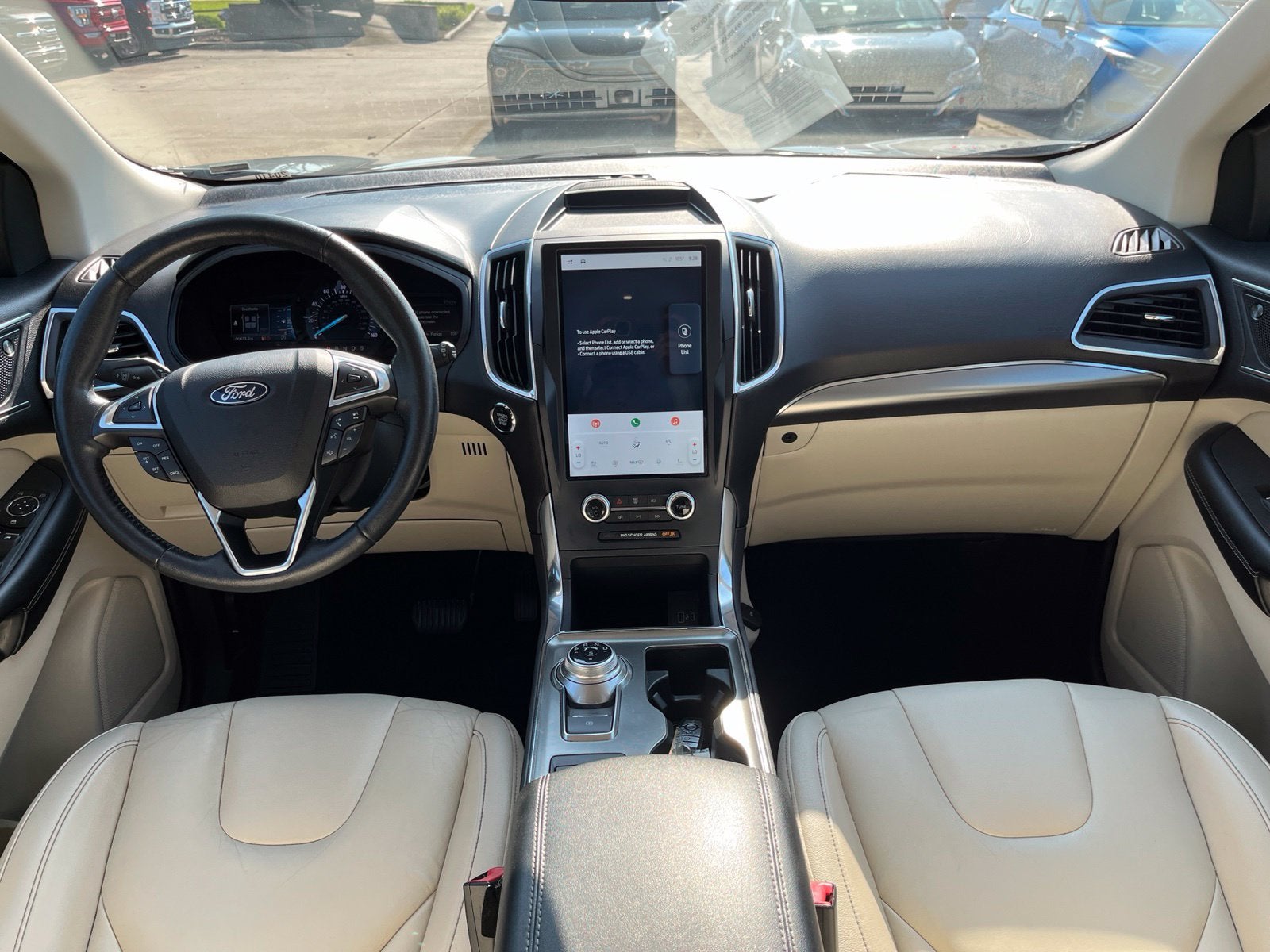 2022 Ford Edge Titanium
