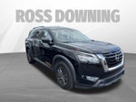 2023 Nissan Pathfinder SV