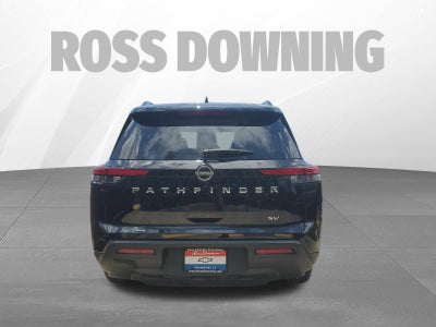 2023 Nissan Pathfinder SV