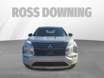 2023 Mitsubishi Outlander SE