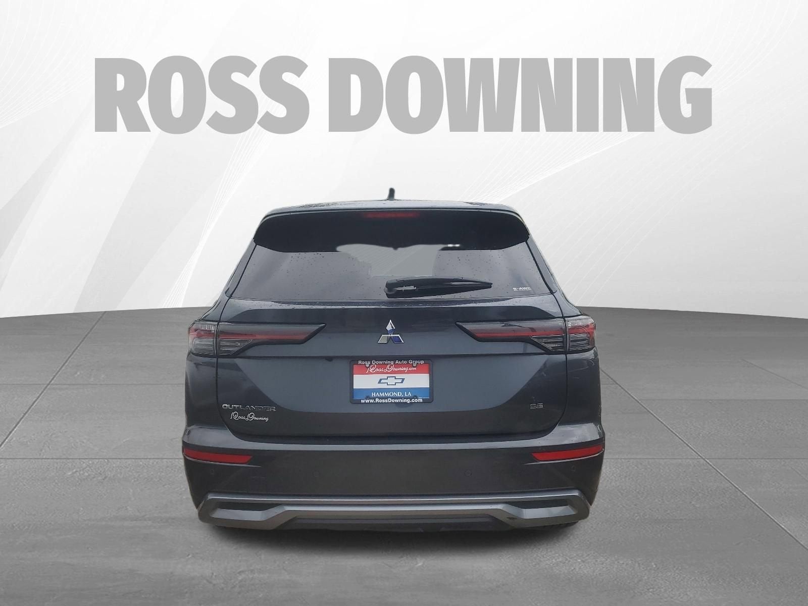 2025 Mitsubishi Outlander SE