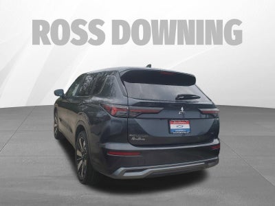 2025 Mitsubishi Outlander SE