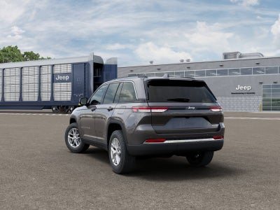 2026 Jeep Grand Cherokee Laredo