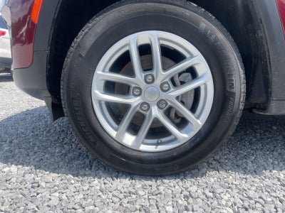 2023 Jeep Grand Cherokee Laredo 4x4