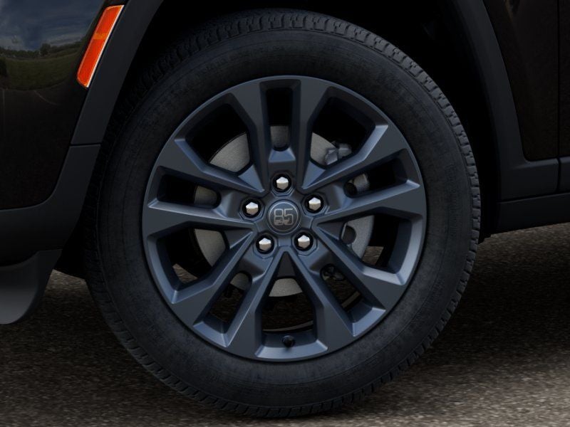 2026 Jeep Grand Cherokee 85th Anniversary Edition