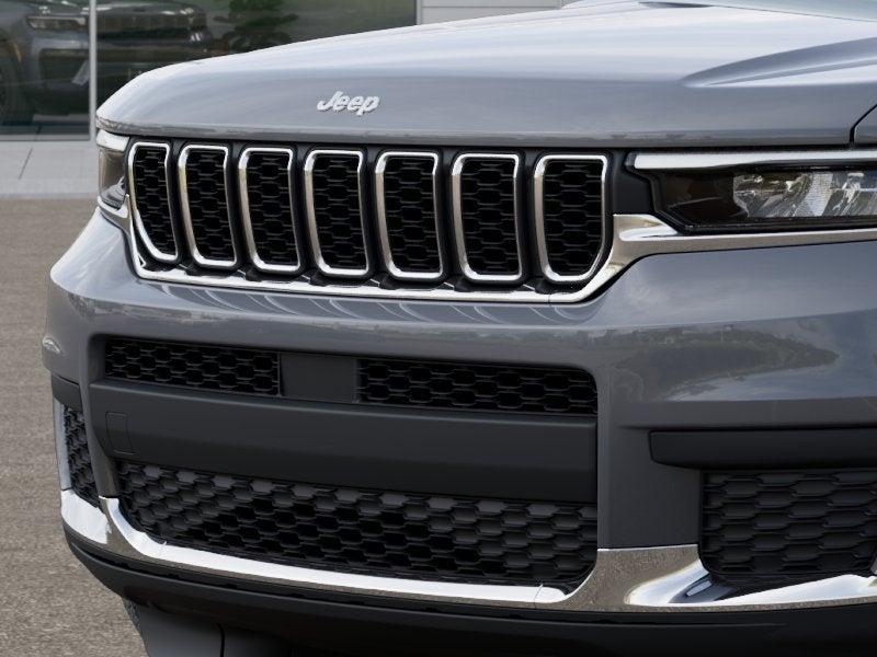 2027 Jeep Grand Cherokee L Laredo
