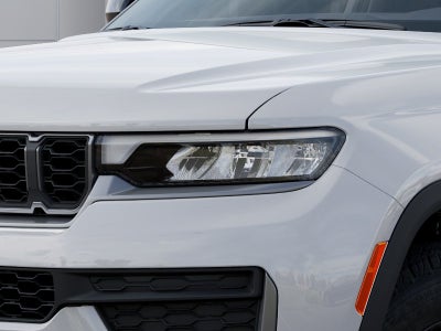 2026 Jeep Grand Cherokee Laredo