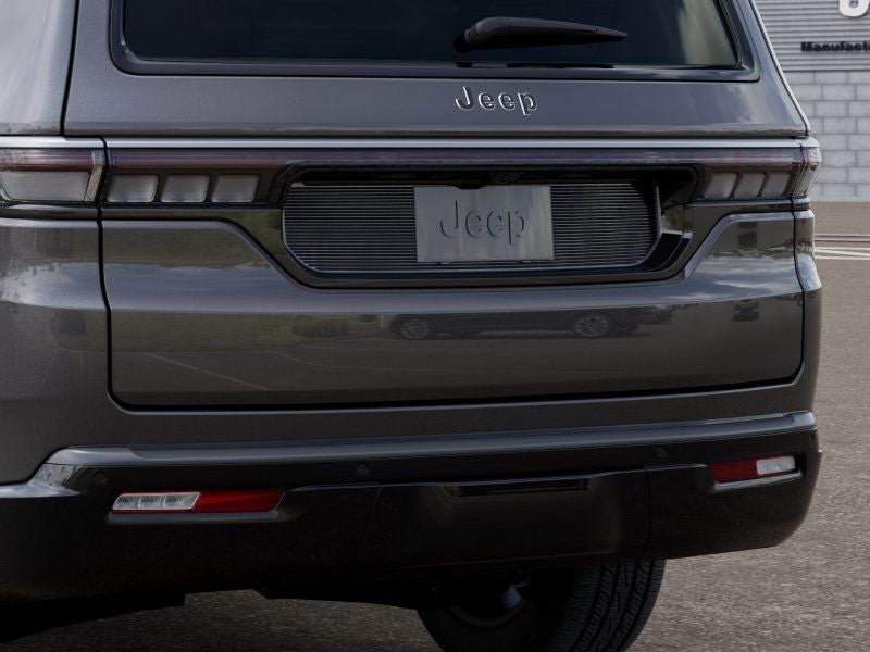 2026 Jeep Grand Wagoneer 4x2